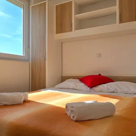Giovanni Apartment