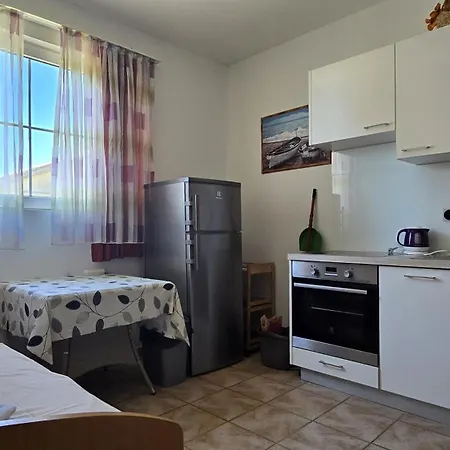 Giovanni Apartmán Mandre