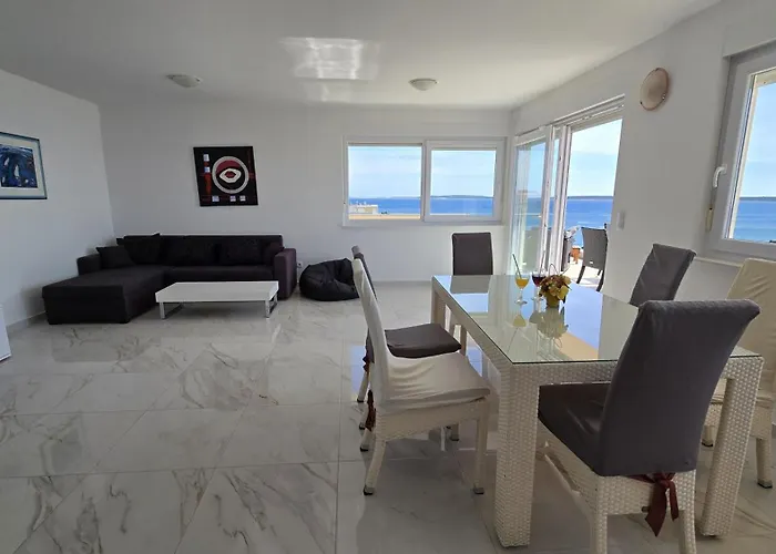 Giovanni Апартаменты *