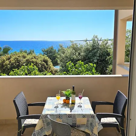 Giovanni ماندري